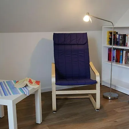 Semesterbostad Maistern Sternberg